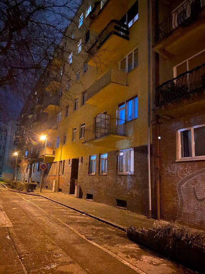 Apartamento Sunny House One Bratislava Exterior foto