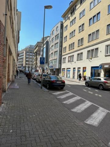Apartamento Sunny House One Bratislava Exterior foto